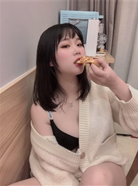 一只废喵-爱发电 欲